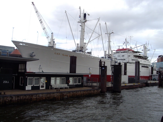 Abschlussfahrt nach Hamburug_47.JPG -                                