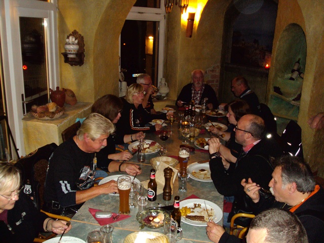 Abschlussfahrt nach Hamburug_50.JPG -                                