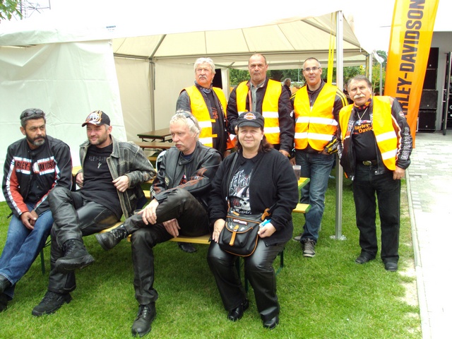 Beachparty_und _Demo_Ride_23.JPG -                                