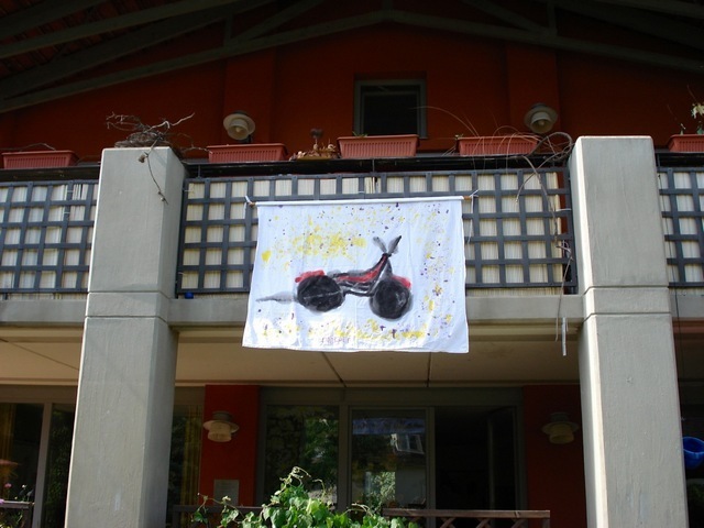 Nachmittag im Behindertenheim_12.JPG