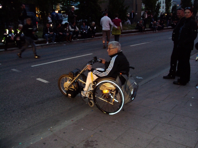 Hamburg_Harley_Days_12.JPG -                                