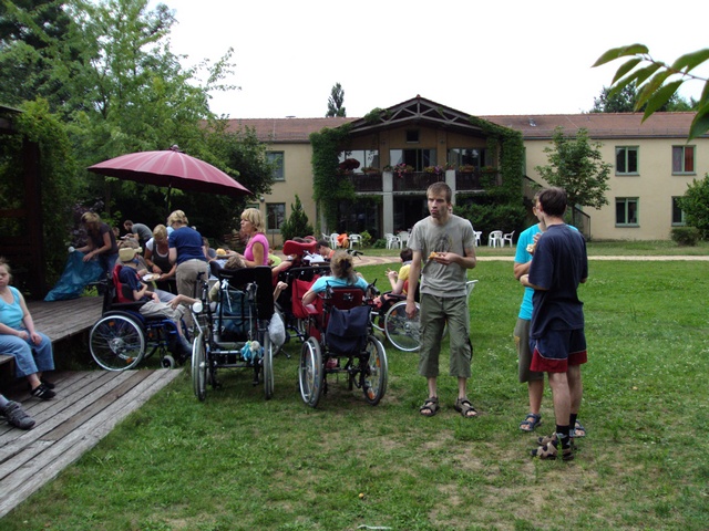 Nachmittag_im_Behindertenheim_14.JPG -                                