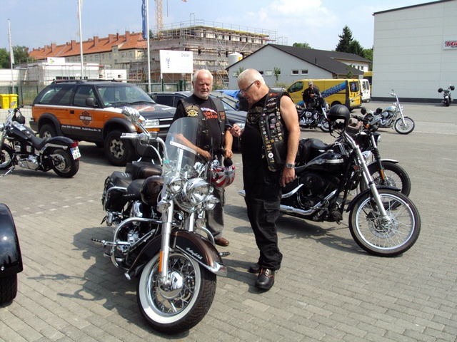 Nachmittag_im_Behindertenheim_2.JPG -                                