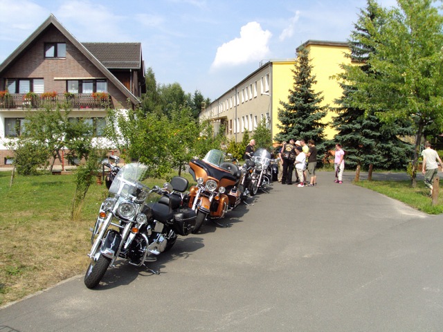 Nachmittag_im_Behindertenheim_9.JPG -                                