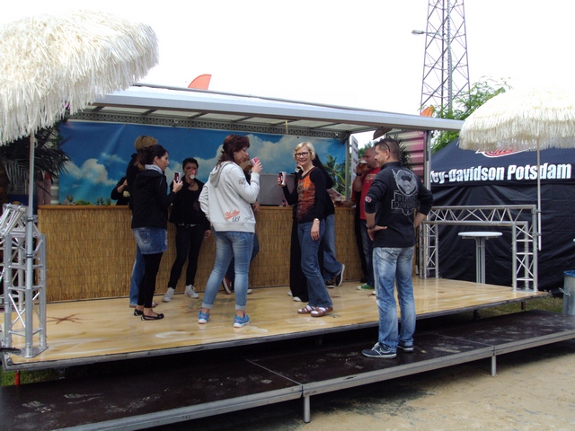 Harley on Tour_1.JPG -                                