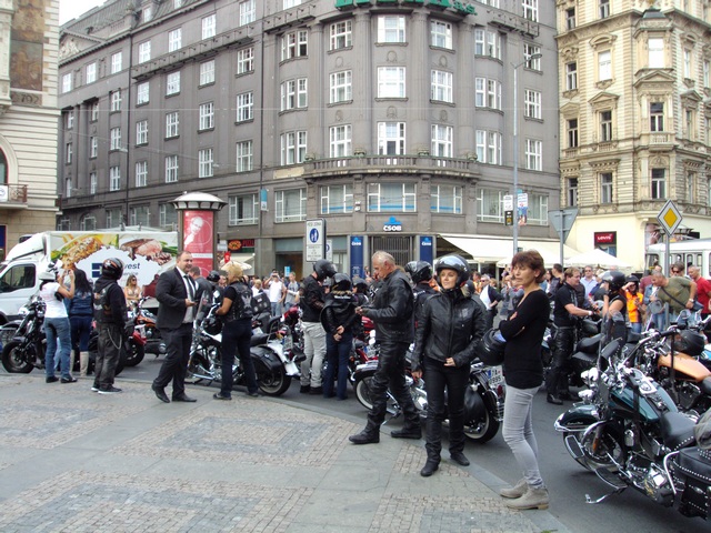 Prag Harley Days 28.jpg -                                