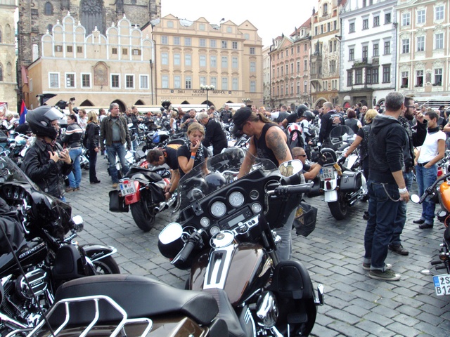 Prag Harley Days 31.jpg -                                
