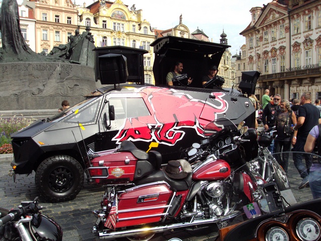 Prag Harley Days 36.jpg -                                