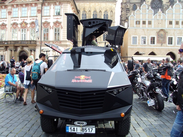 Prag Harley Days 37.jpg -                                