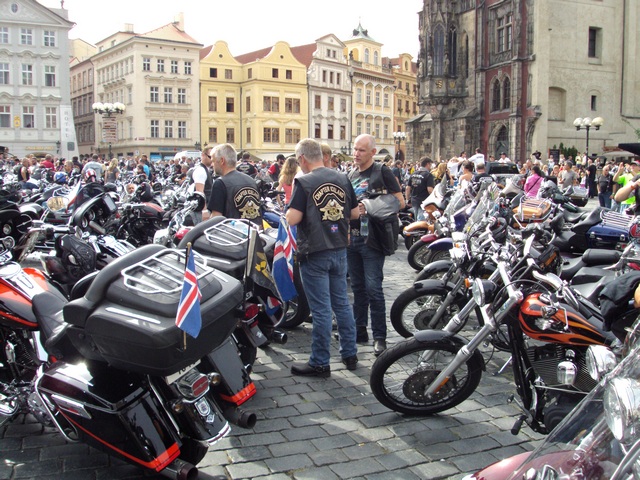Prag Harley Days 38.jpg -                                