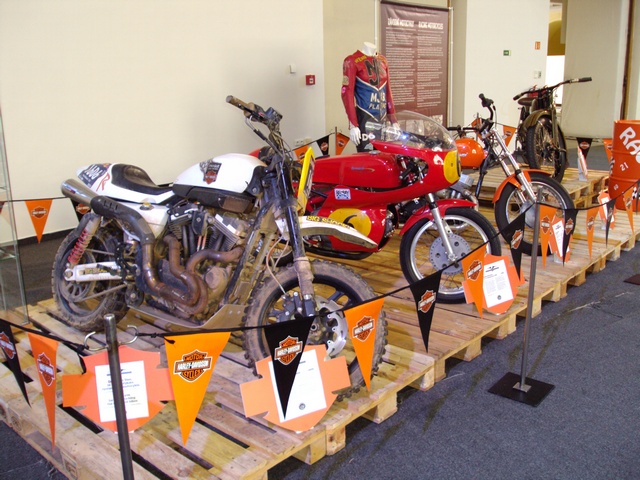 Prag Harley Days 44.jpg -                                