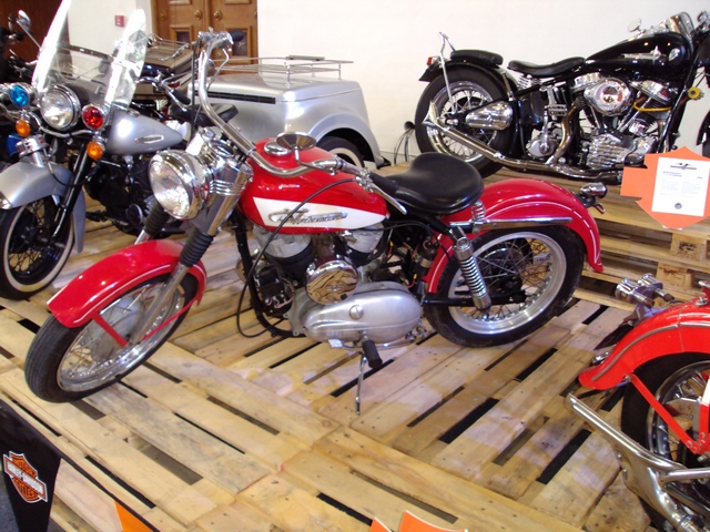 Prag Harley Days 60.jpg -                                