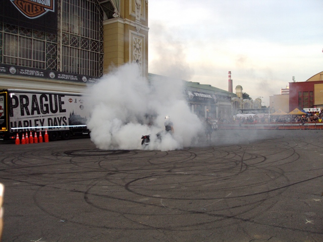 Prag Harley Days 64.jpg -                                