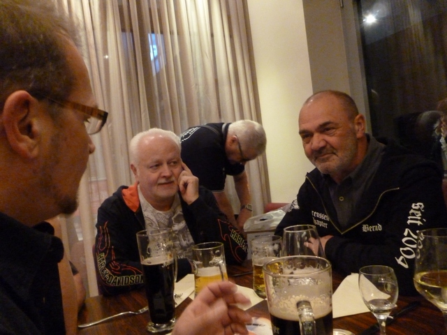 Weihnachtsfeier im DELTA Bowling  2.jpg