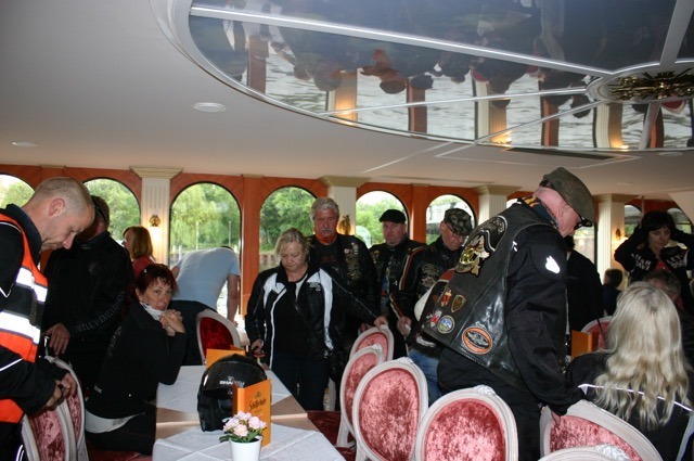 Treff mit Dresden Chapter zur Brandenburgtour  17.jpg