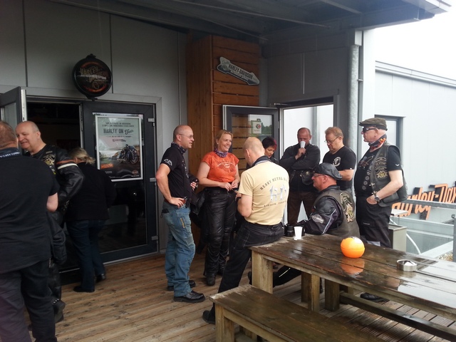 Treff mit Dresden Chapter zur Brandenburgtour  5.jpg