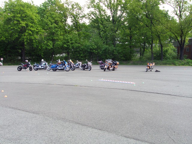 Fahrsicherheitstraining in der Julius-Leber-Kaserne in Berlin 29.04.18 15.jpg -                                